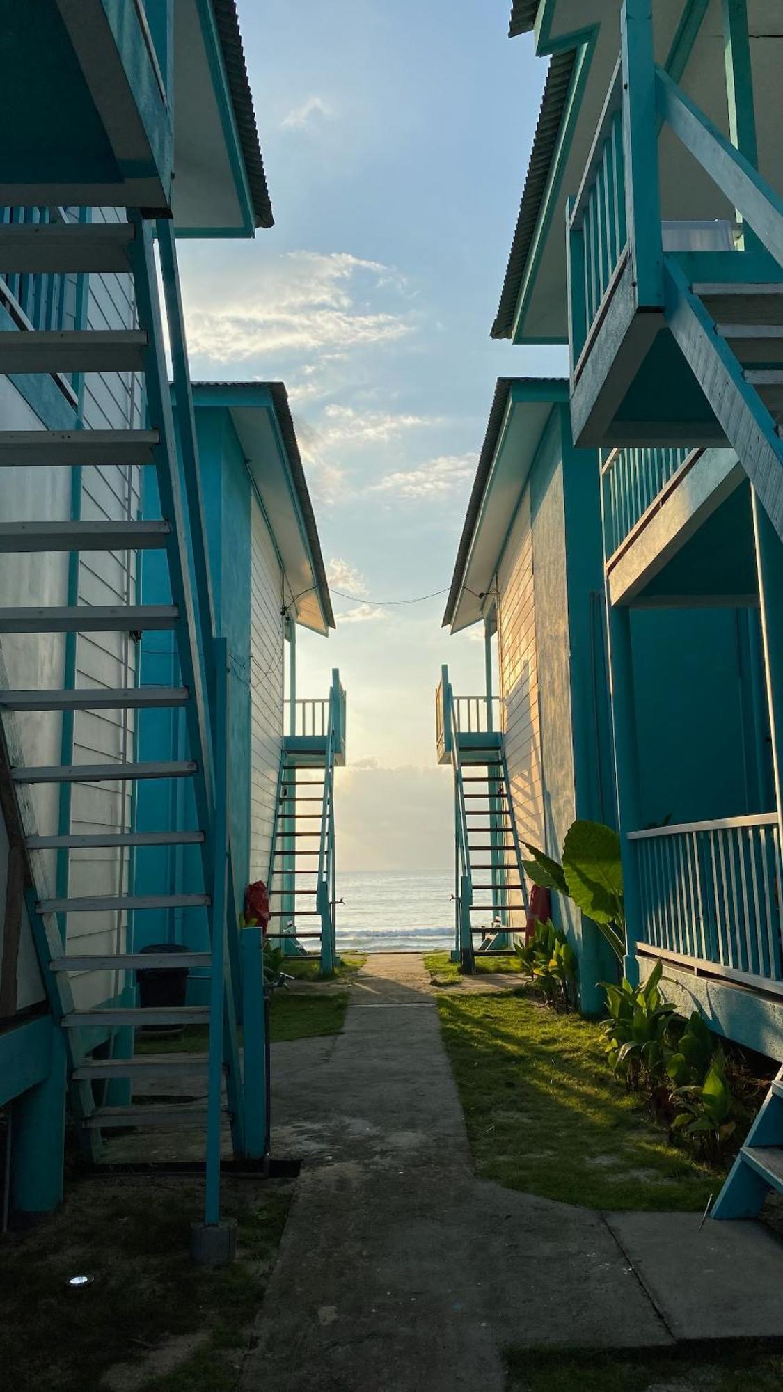 Pondok Beach Shack Hotel Kampong Juara Exterior photo